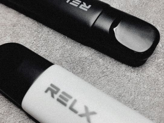 RELX悦刻三代灵点-奇迹矿泉口味测评